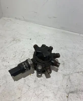 Ford Focus Fuel main line pipe R9144Z020B 93C7Z5028