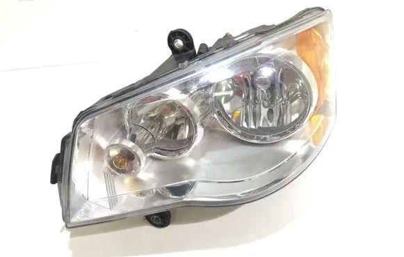 Chrysler Voyager Headlight/headlamp 05113345AD