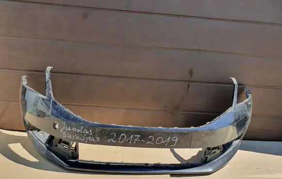 Skoda Octavia Mk3 (5E) Front bumper 5E0807221N