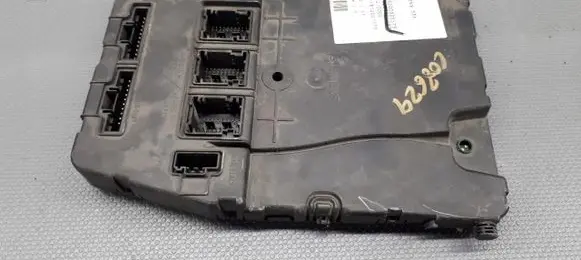 Renault Megane II Comfort/convenience module 8200305575