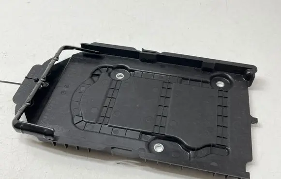 Battery tray