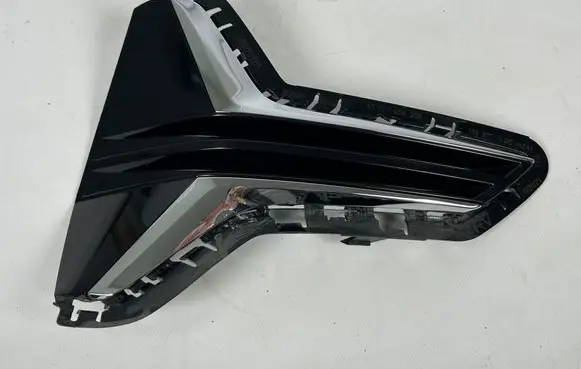 BMW 3 G20 G21 Front bumper lower grill 7464206