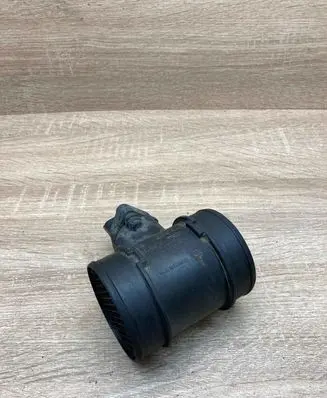 Opel Vectra B Mass air flow meter 0281002428