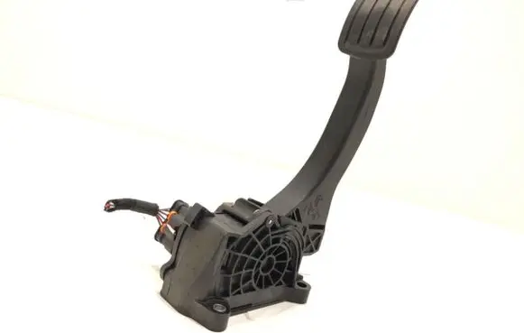 Citroen C4 II Picasso Accelerator throttle pedal 9674829780