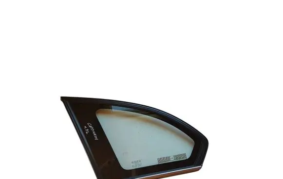 Chevrolet Captiva Rear side window 96622512