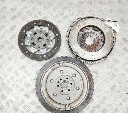 Opel Vivaro Clutch set kit 9820879880 9818024380