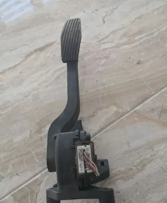 Opel Combo C Accelerator throttle pedal 6PV00811000 9129423