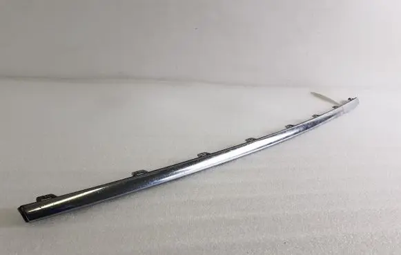 Volkswagen PASSAT B7 Front bumper splitter molding 3AA853765