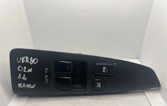 Toyota Corolla Verso E121 Electric window control switch 8404013060 514699