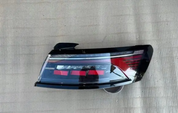 Volkswagen Arteon Rear/tail lights 3G7945208A