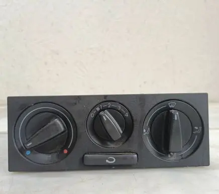 Volkswagen PASSAT B5 Climate control unit 1J0819045D