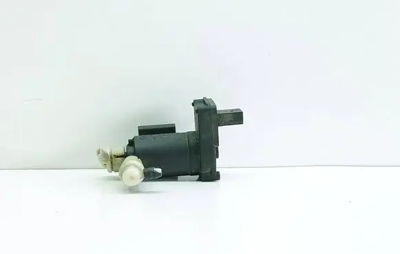 Mercedes-Benz C W203 Turbo solenoid valve A2038000178