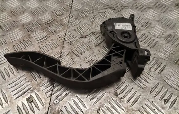 Audi A4 S4 B8 8K Accelerator throttle pedal 8K1721523 15072008 6PV00950500