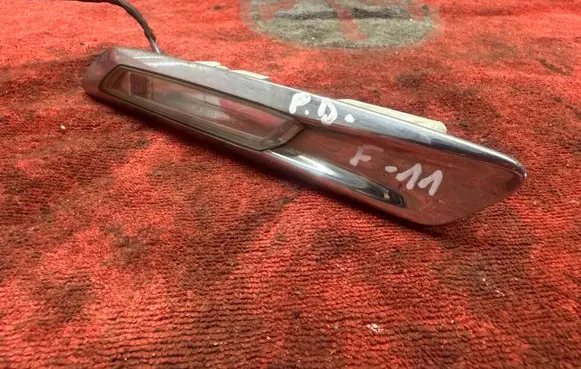 BMW 5 F10 F11 Front fender indicator light 7154168