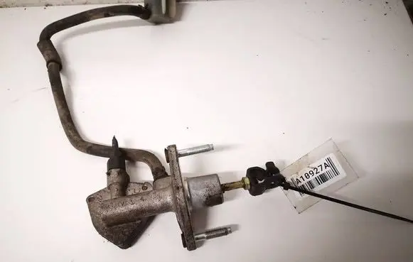 Honda FR-V Clutch master cylinder
