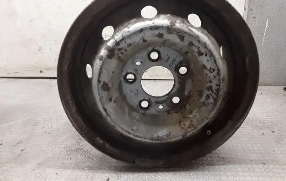 Iveco Daily 30.8 - 9 R15 steel rim 