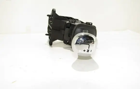 Citroen C3 Gear shifter/selector 9674715980