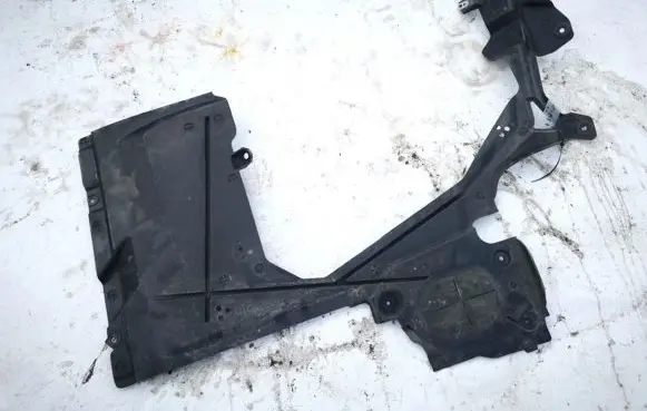 BMW 2 F22 F23 Engine splash shield/under tray 51757290808