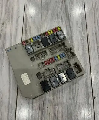 Renault Clio III BSM Control unit 