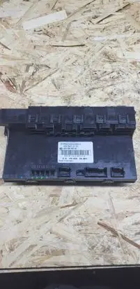 Mercedes-Benz C W203 Fuse module 5DK00848643 2035453701