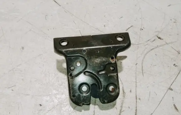 Audi A6 S6 C5 4B Tailgate/trunk/boot lock/catch/latch