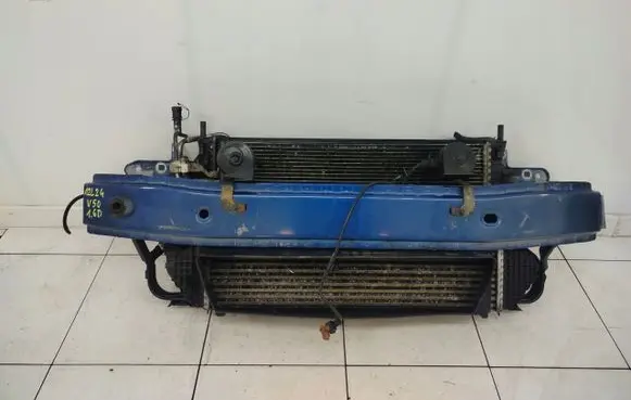 Volvo V50 Radiator support slam panel 