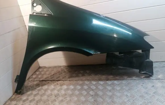 Lancia Phedra Fender