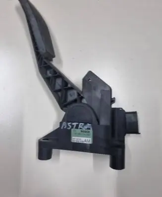 Opel Astra G Accelerator throttle pedal 0281002236 96100193 90530838