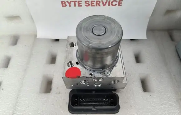Porsche Taycan 9J1 ABS Pump 9J1614095R