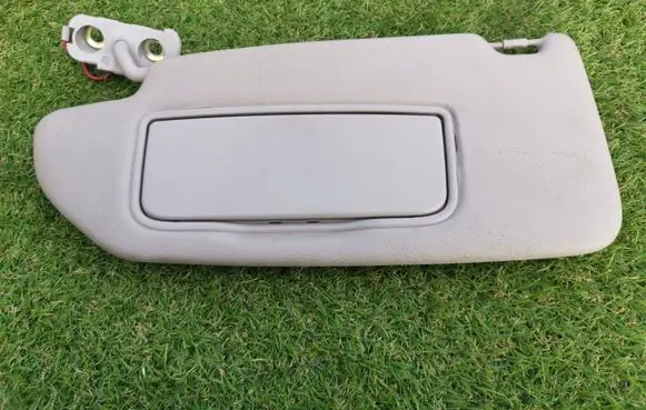 Volvo V70 Sun visor