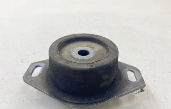 Peugeot 5008 Gearbox mount
