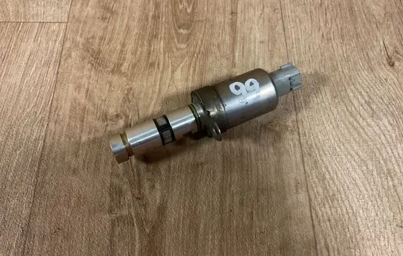 Nissan Micra Camshaft vanos timing valve 25342153