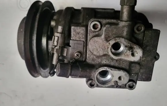 Toyota Land Cruiser (FJ80) Air conditioning (A/C) compressor (pump) 4472000321