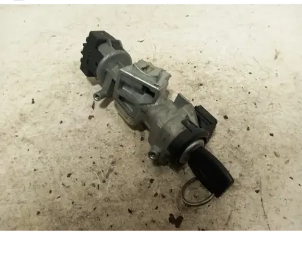 Ford Focus Ignition lock 3M513F880AC