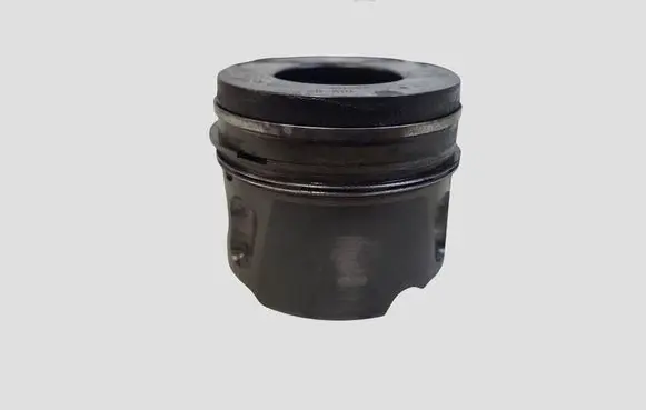 Volvo S40 Piston
