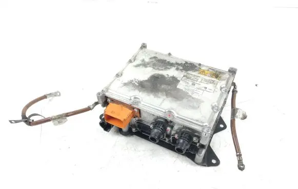 Mercedes-Benz CLA C118 X118 Voltage converter inverter A0009006520 A0009017310 A0009025642
