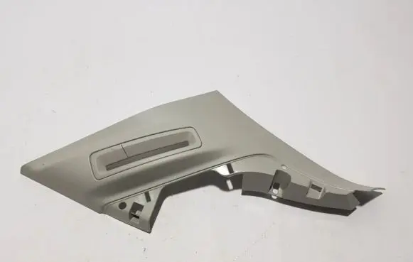 Volvo XC90 (D)pillar trim (top) 31479367