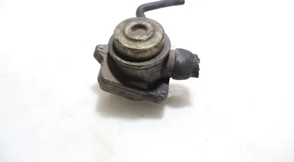 Mercedes-Benz C W203 EGR valve