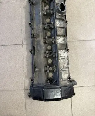BMW 5 E34 Rocker cam cover 17223839