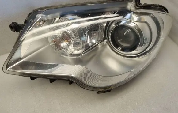 Volkswagen Touran I Headlight/headlamp 1T1941751A 1K0941329