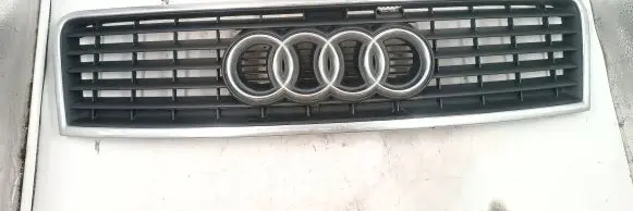 Audi A6 S6 C5 4B Front bumper upper radiator grill 4B0853551F