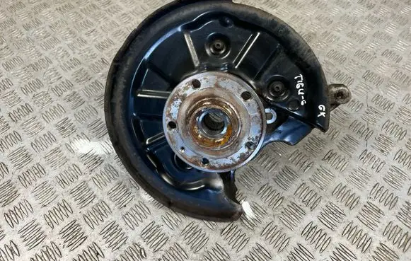 Volkswagen Tiguan Rear wheel hub 5QF505435F