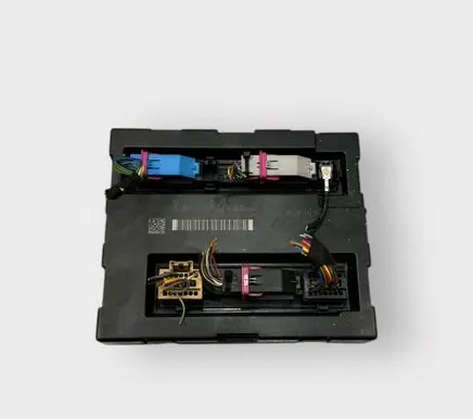 Audi A4 S4 B8 8K Comfort/convenience module 8K0907064ad