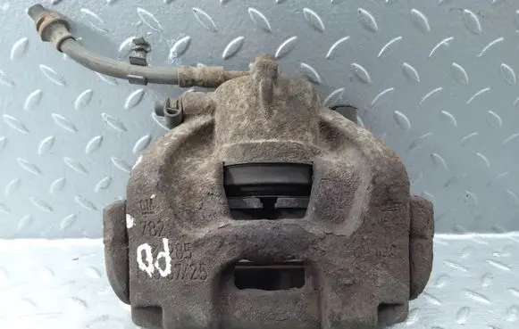 Opel Signum Front brake caliper 93185746