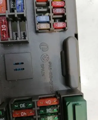 BMW X5 E70 Fuse box set 6931690
