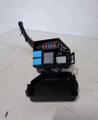 Lexus RX 450H Fuse box set 8266248200