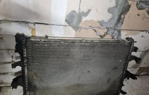 Volkswagen Transporter - Caravelle T5 Coolant radiator 7H0121253G A5139