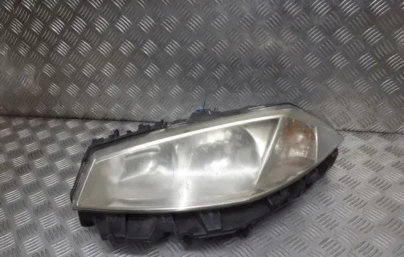 Renault Megane II Headlight/headlamp 8200073220J