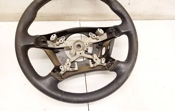 Toyota Avensis T250 Steering wheel 