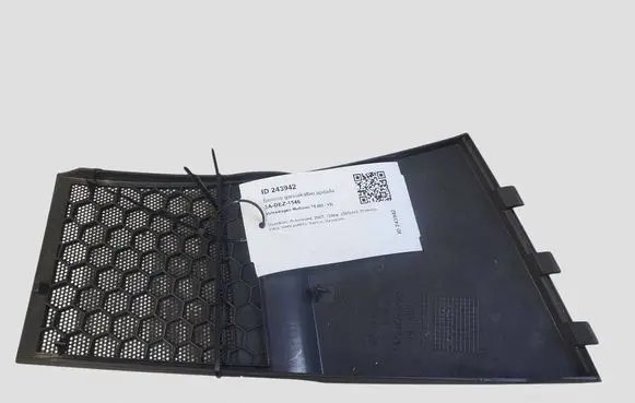 Volkswagen Multivan T5 Side speaker trim/cover 7H5857228